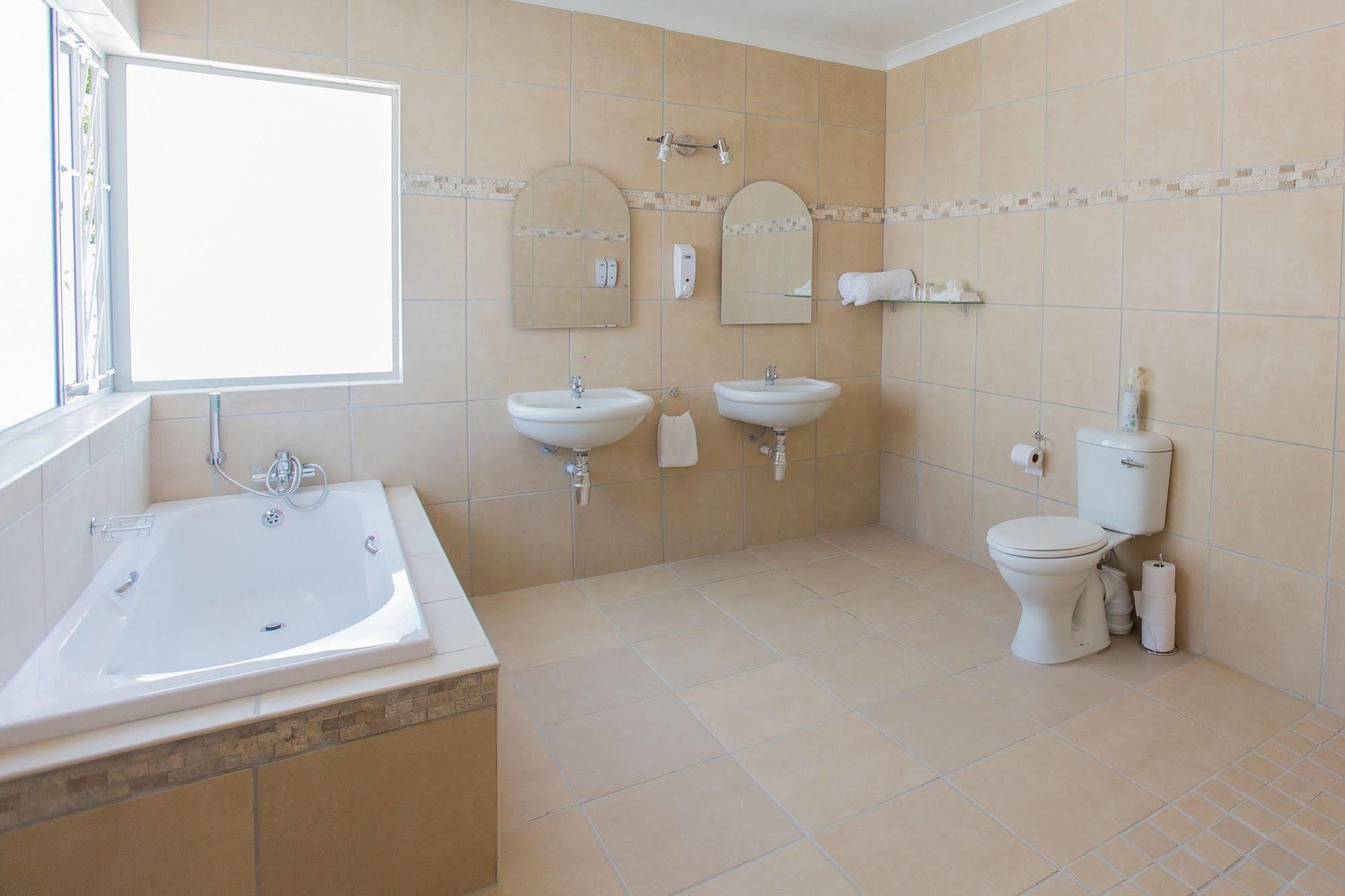 Coronata 20 B&B Stellenbosch Eksteriør bilde